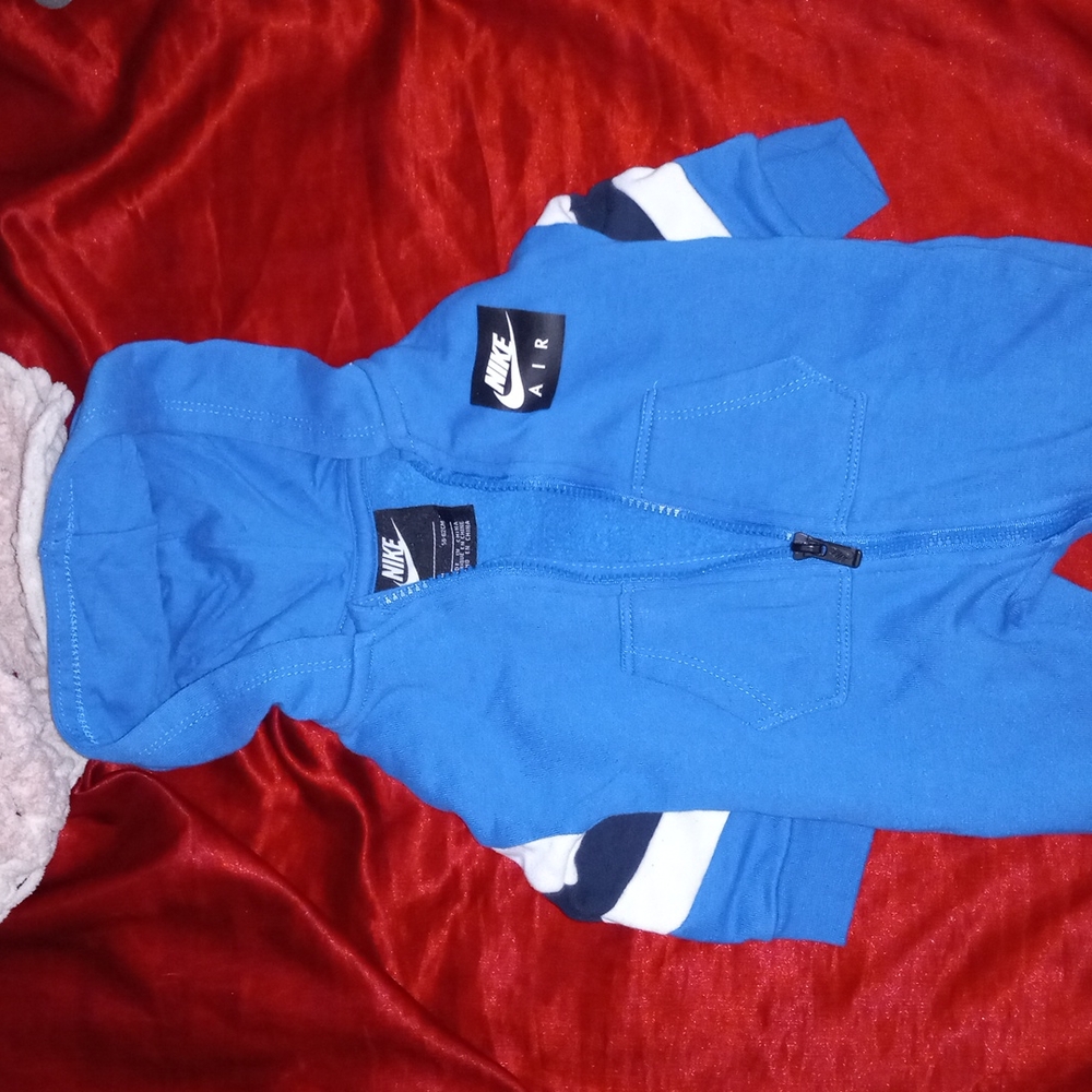Nike zip up sweatsuit